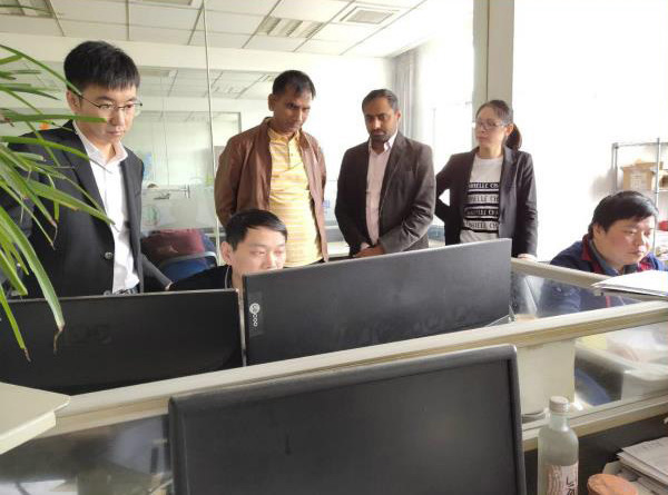 國外客戶來江陰市祥樂機械制造有限公司參觀